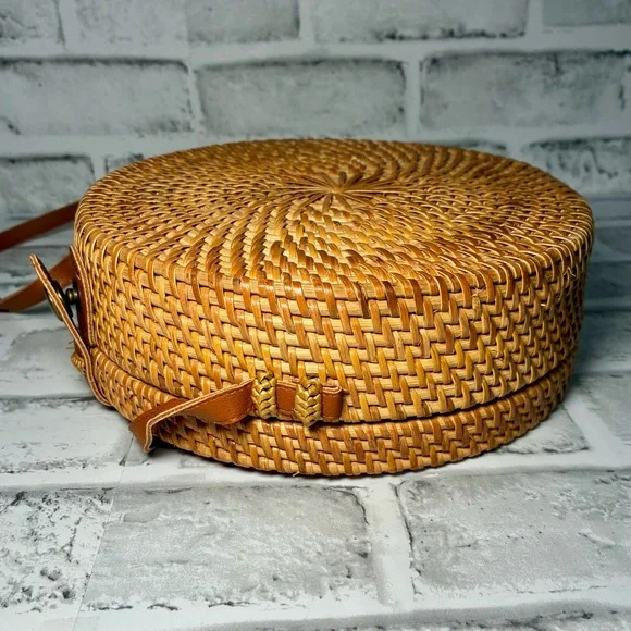 Round Rattan Woven ATA Bali Bag Tan Crossbody Straw Bag NWT - Picture 9 of 11